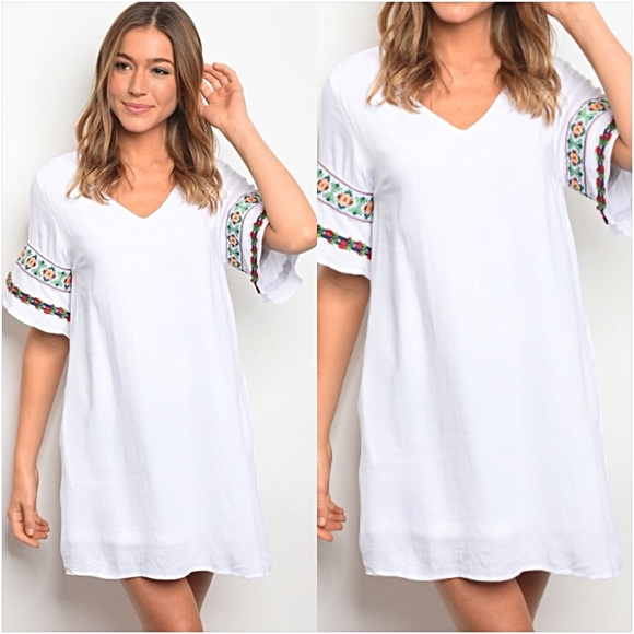 White Embroidered Bohemian Beauty SML - Picture 3 of 6